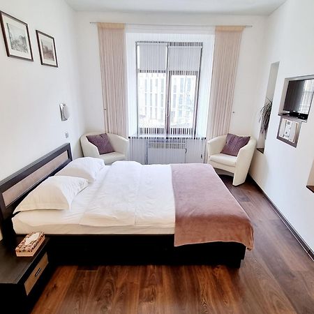 Apartment Mitskevycha Square 5 리비프 외부 사진