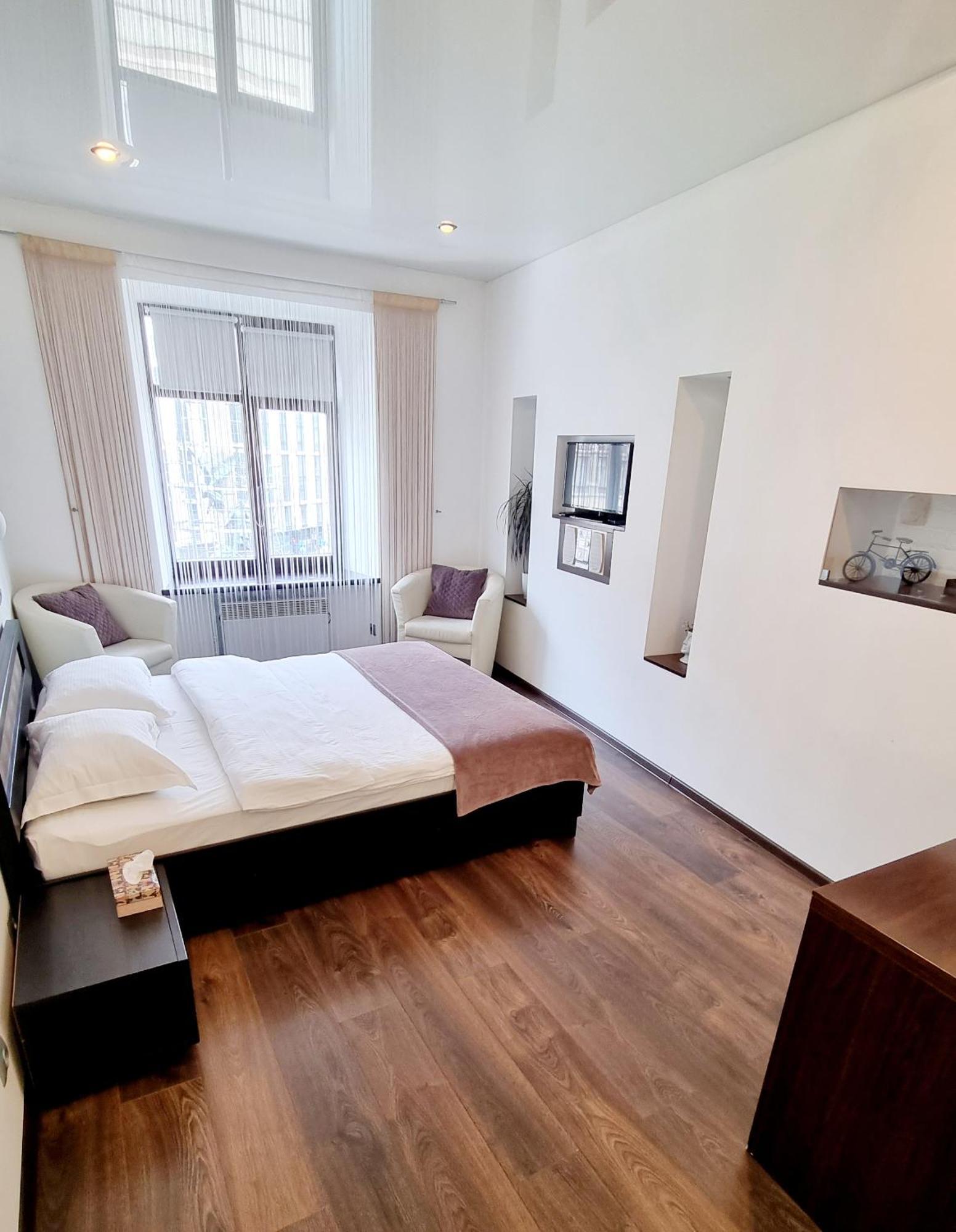 Apartment Mitskevycha Square 5 리비프 외부 사진