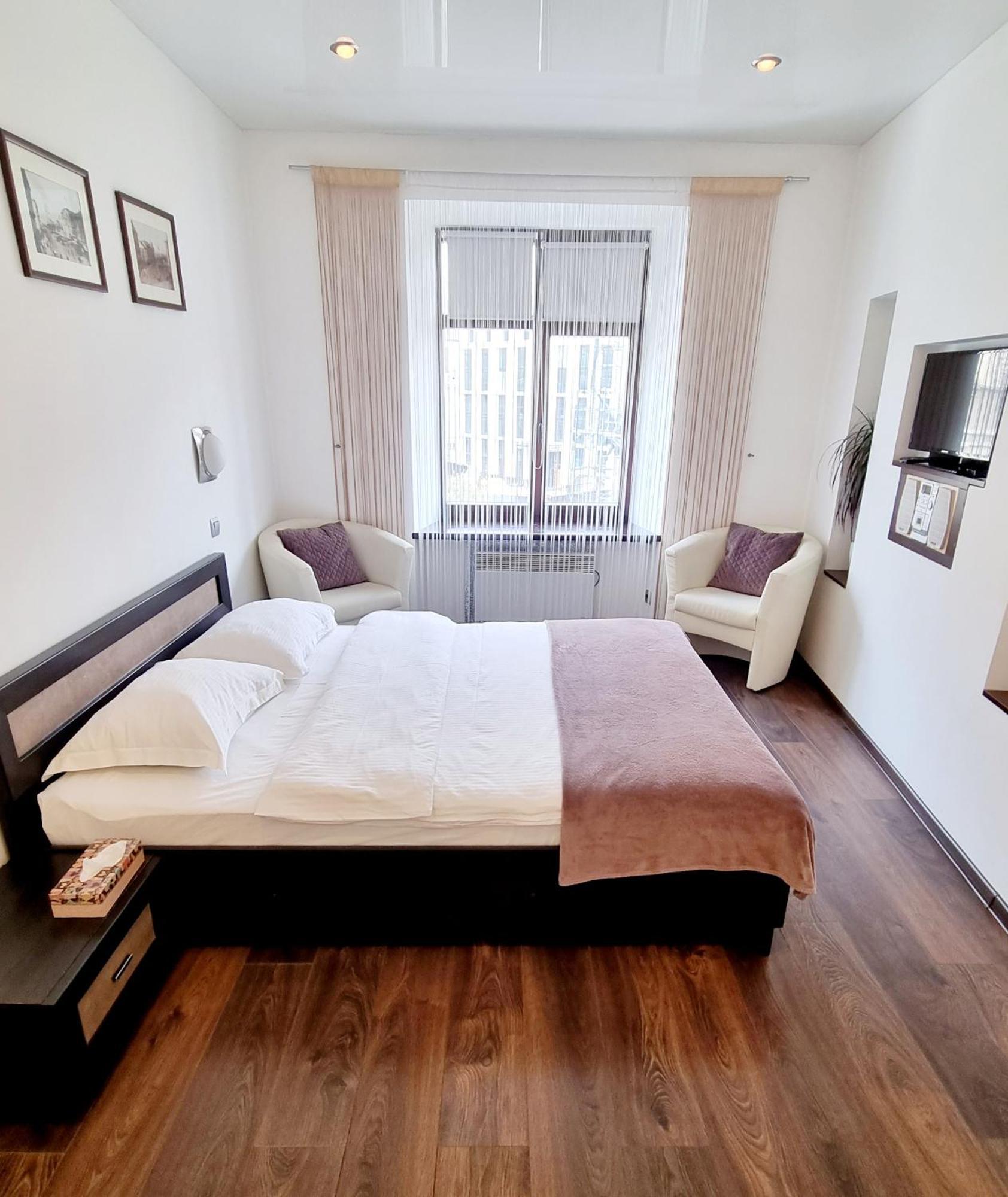Apartment Mitskevycha Square 5 리비프 외부 사진